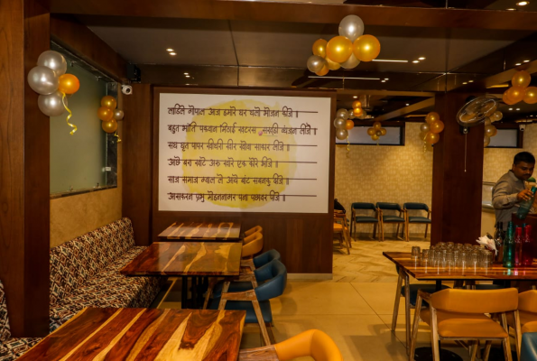 Sakhdi Restaurant at Vrinda Hotel