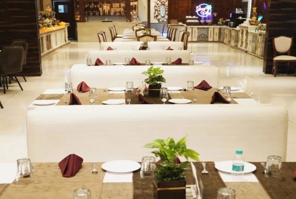 Restaurant at Palmdale Resort Ambala Lawns An Banquets