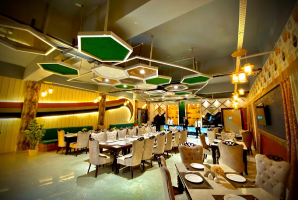 Restaurant at Hotel Corbett View