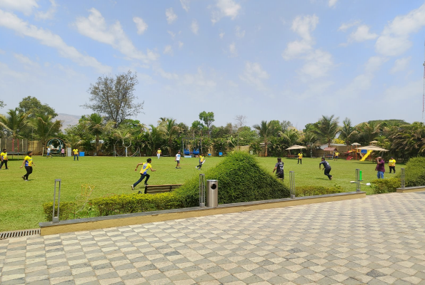 Paramount Riverfront Resort & Spa 2