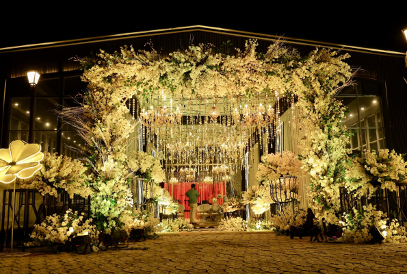 Royal Affair Lawn at Tivoli Heritage Palace