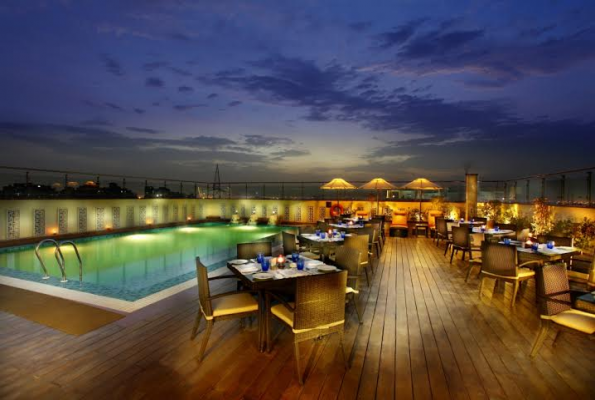 Terrace Grill at Mahagun Sarovar Portico Hotel