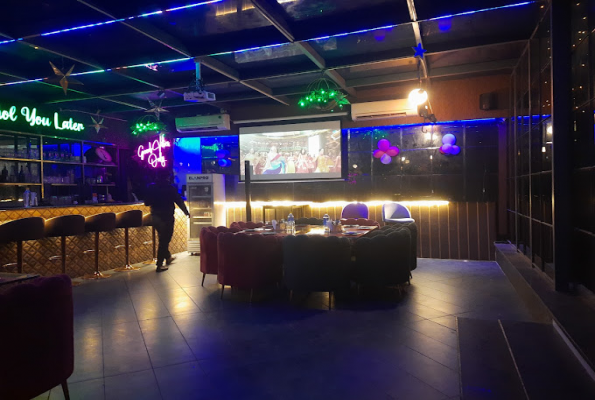 Tunight Terrace Restro & Banquet