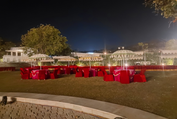 Daulatgarh Resort And Spa