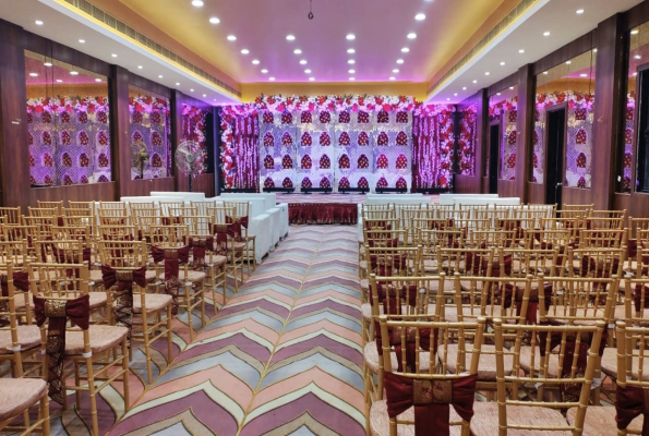 Paradise Banquets And Lawn