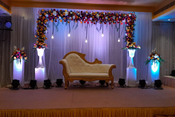 Paradise Banquets And Lawn