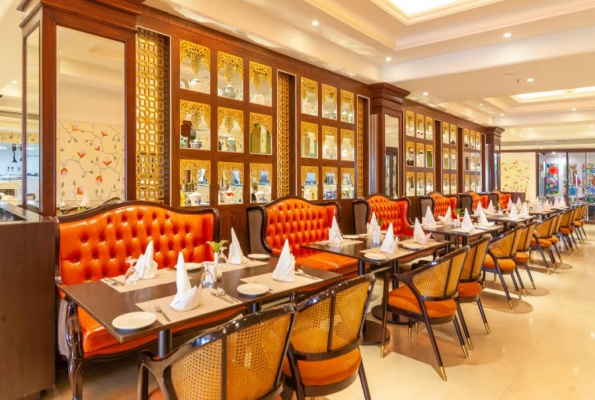 Mayfair Lake Resort 3