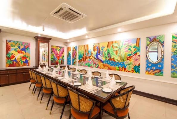 Mayfair Lake Resort 4