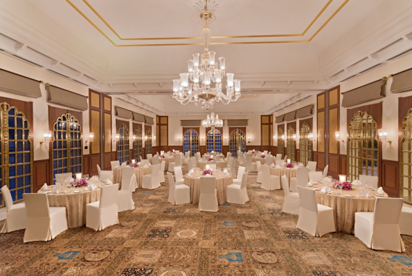 The Oberoi Sukhvilas Spa Resort