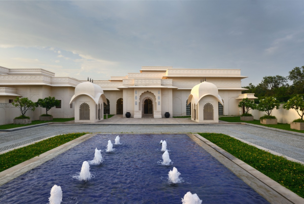 The Oberoi Sukhvilas Spa Resort