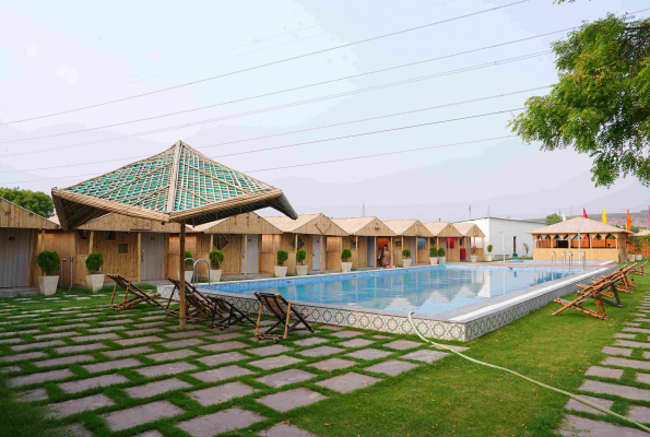 Urban Nature Farms Resort & Party Lawn