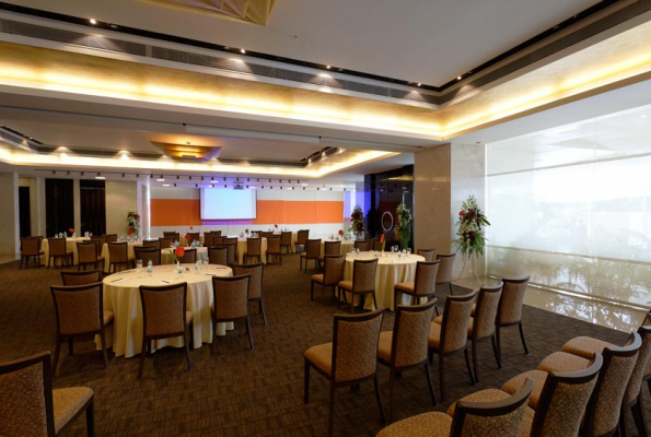 Grande Imperial Banquet