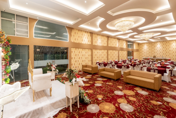 Mango Grove Hotel