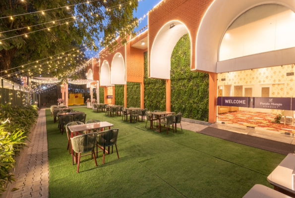 Mango Grove Hotel