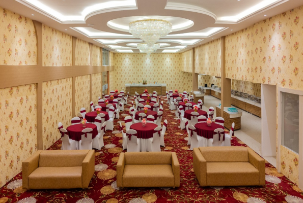 Mango Grove Hotel