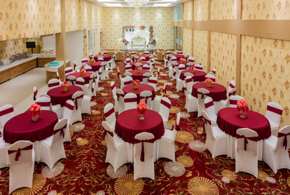 Mango Grove Hotel