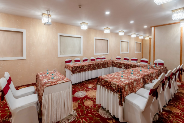 Mango Grove Hotel