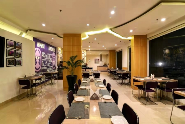 Mango Grove Hotel