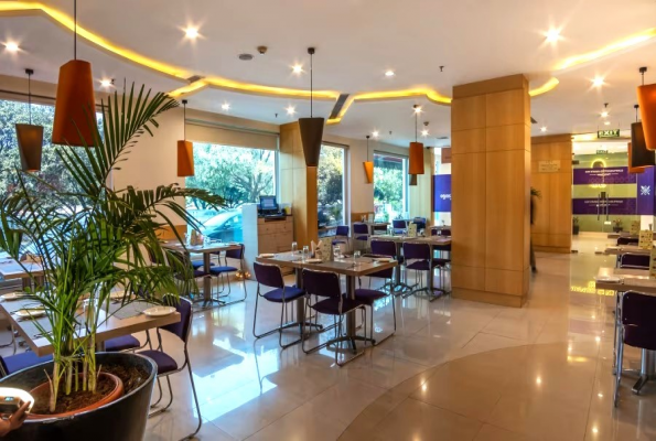 Mango Grove Hotel