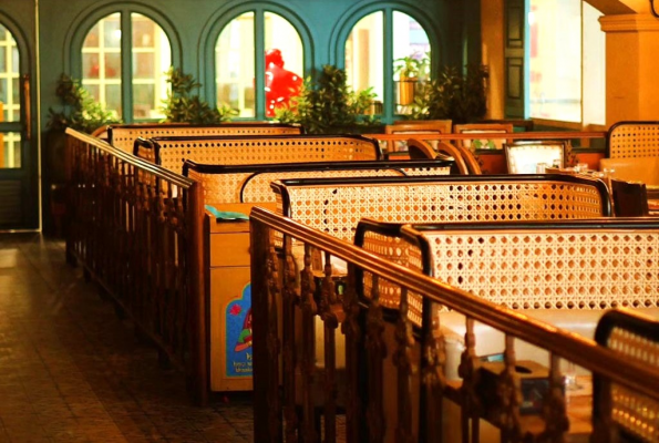 Angrezi Patiyalaa Kitchen & Bar