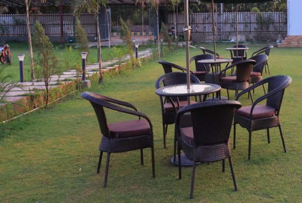 Vivaan Farms