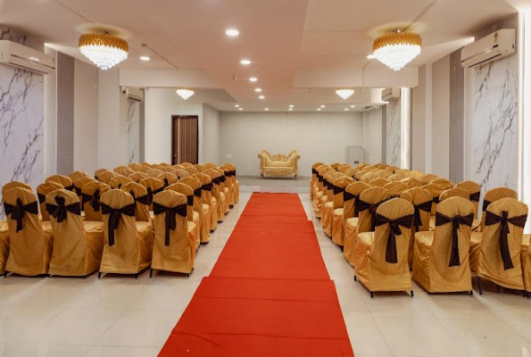 Vaikuntapuram Banquets 4