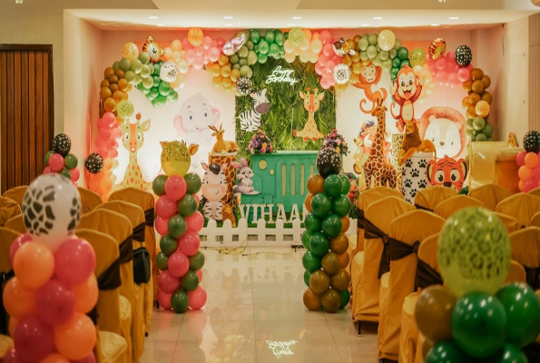 Vaikuntapuram Banquets 3
