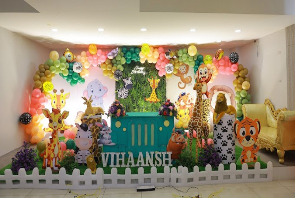 Vaikuntapuram Banquets 5