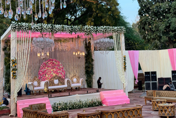 Bungalow 5 Ashoka Road By Foodminar