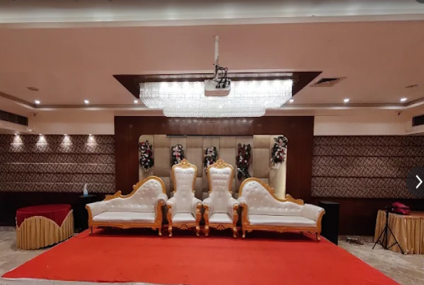 Grand Thakar Restaurant 2