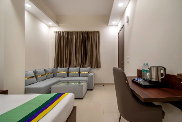 Aakriti Hotels 1