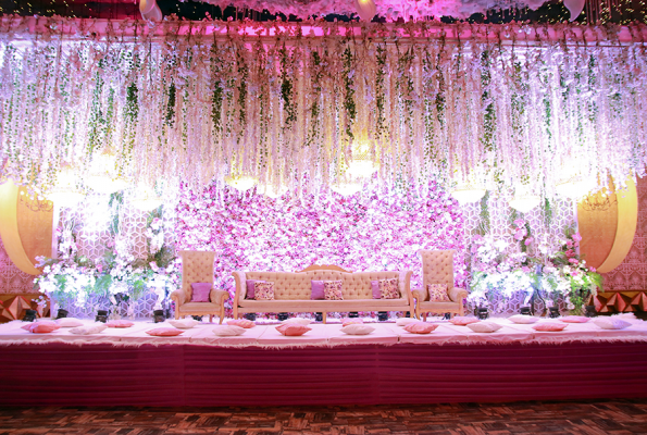 Club Riviera By Ferns N Petals