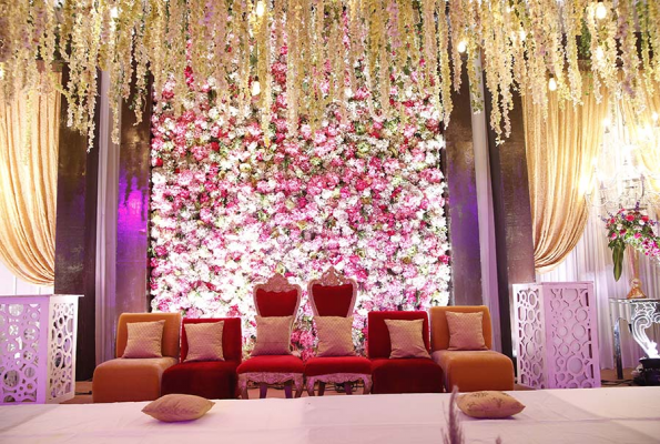 Club Riviera By Ferns N Petals