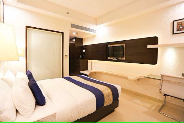 Udman Hotel By Ferns N Petals