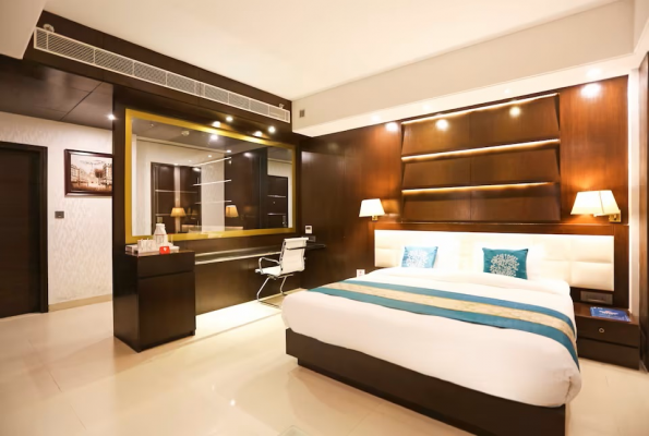 Udman Hotel By Ferns N Petals