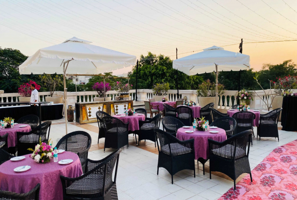 Dlf The City Club