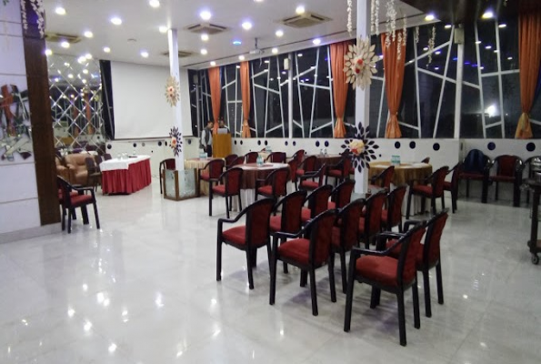 Hotel Dayal International 3