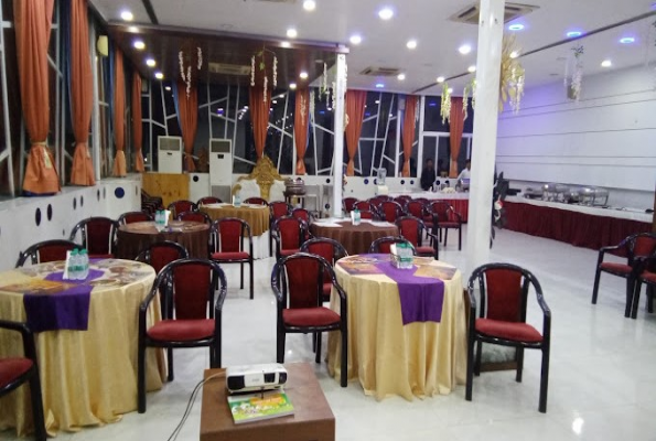 Hotel Dayal International