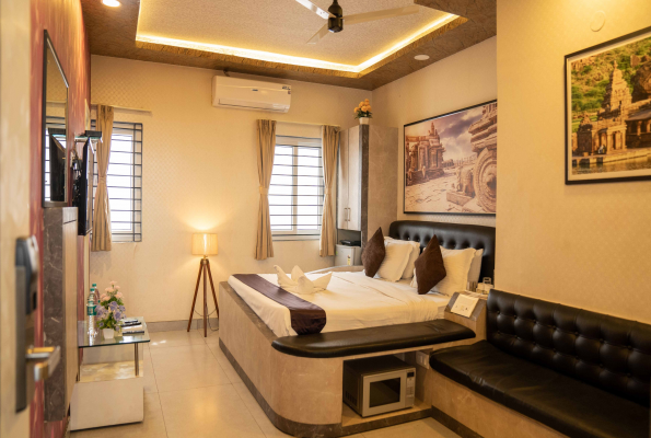 Seasons Suites Jp Nagar