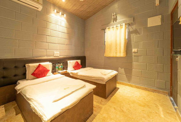Seasons Suites Hbr