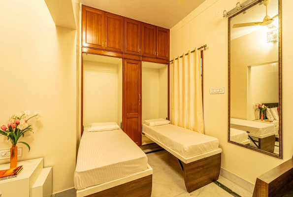 Seasons Suites Hbr