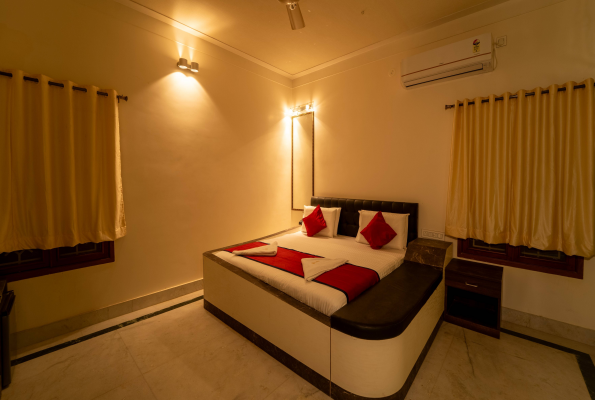 Seasons Suites Hbr
