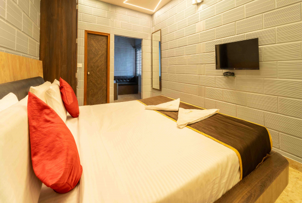 Seasons Suites Hbr