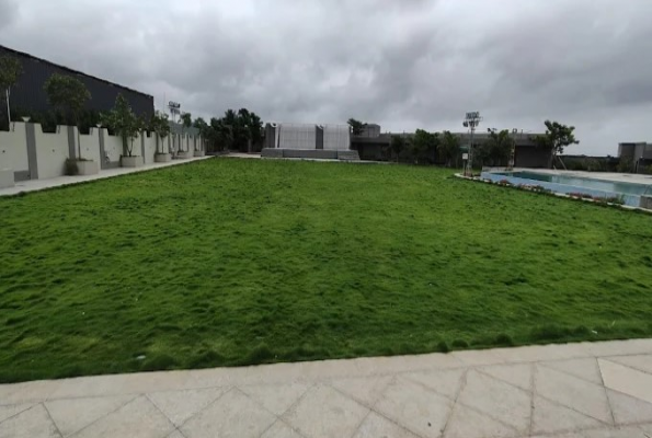 Hueton Green And Resort