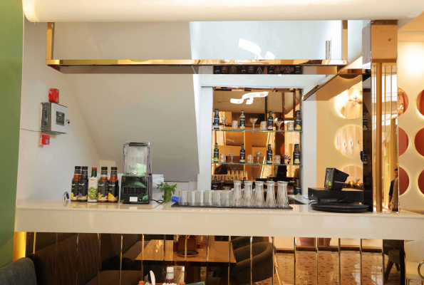 Cdeli Modern Bistro
