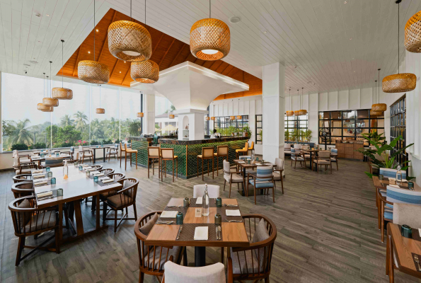 Cloud 9 Sarovar Premiere