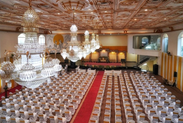 White Housse Convention Hall And Banquet Hall