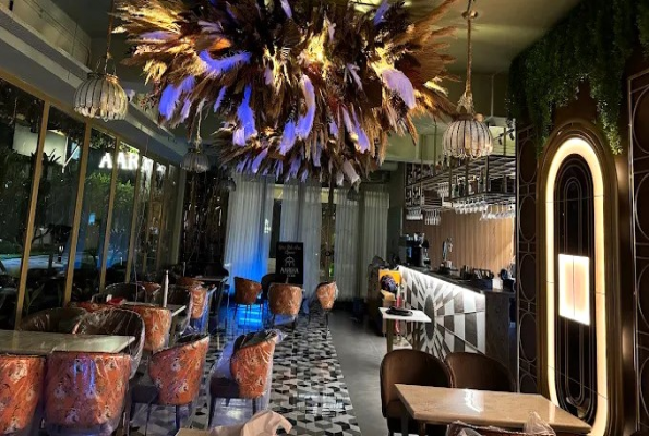 Aarcha Cafe And Bar