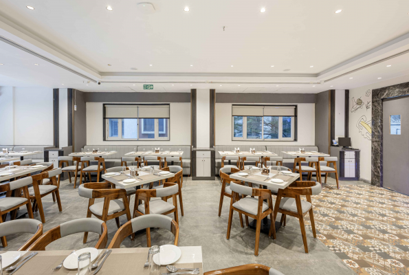 Lemonridge Hotels Chintal 3