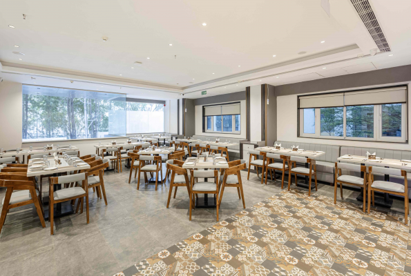 Lemonridge Hotels Chintal 2